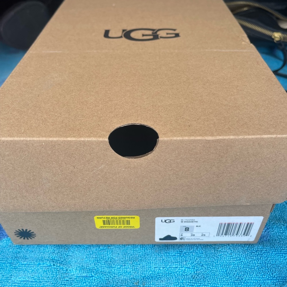 UGG SLIPPERS…BLACK - Picture 2 of 6